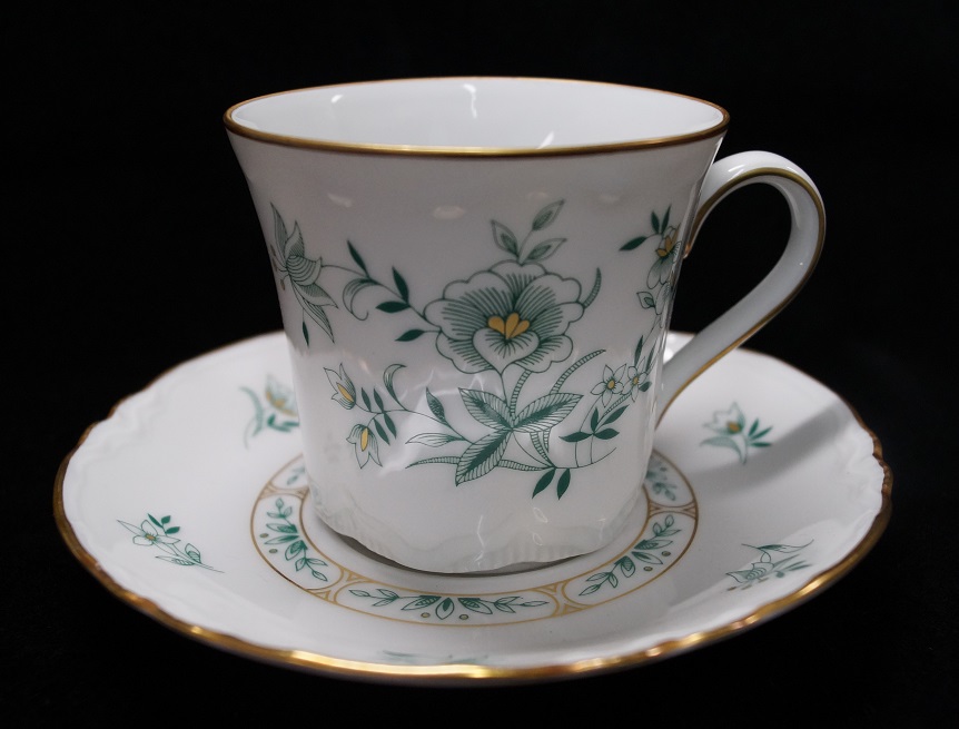 Hutschenreuther Racine Jardin: Kaffeetasse 2-tlg. 0,19 ltr., UT = 14 cm Hutschenreuther Racine Jardin: Kaffeetasse 2-tlg. 0,19 ltr., UT = 14 cm