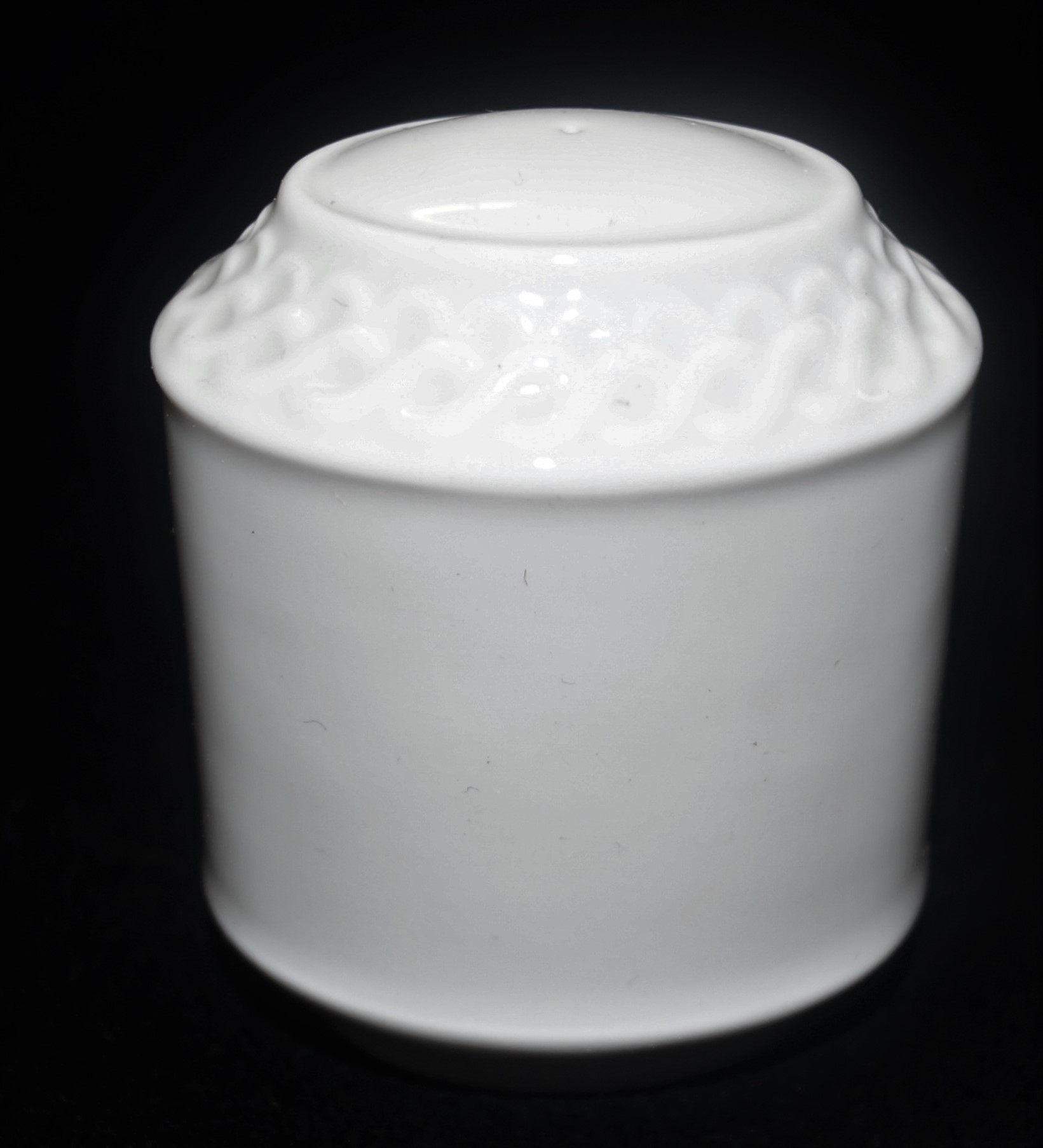 Hutschenreuther Comtesse Weiss - Weiß: Pfefferstreuer Hutschenreuther Comtesse Weiss - Weiß: Pfefferstreuer