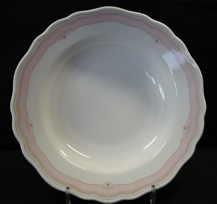 Hutschenreuther Maria Theresia Windsor Rose: Suppenteller 23 cm Hutschenreuther Maria Theresia Windsor Rose: Suppenteller 23 cm