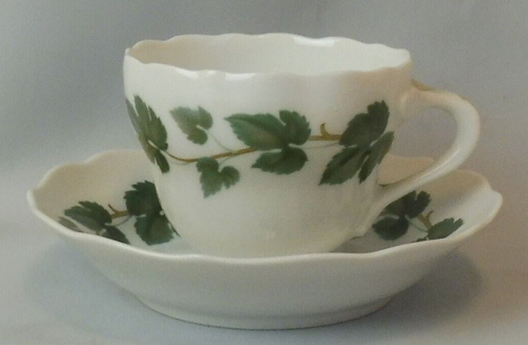 Hutschenreuther Maria Theresia Weinlaub: Kaffeetasse 2-tlg. Ø = 8,5 cm H = 7,0 cm