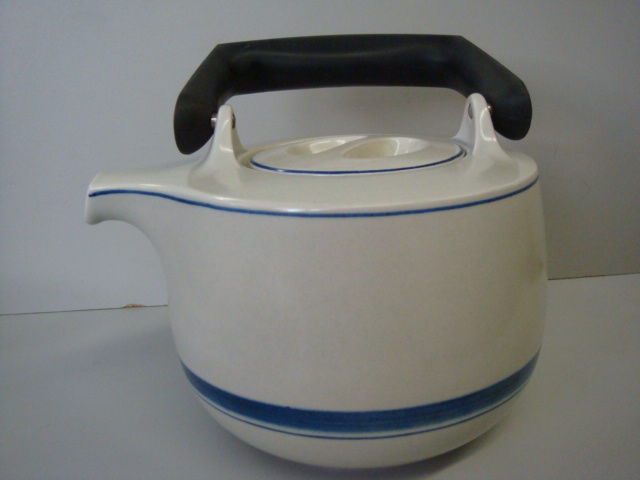 Rosenthal Terra Nastro: Teekanne f. 6 Pers. / 1,30 ltr.