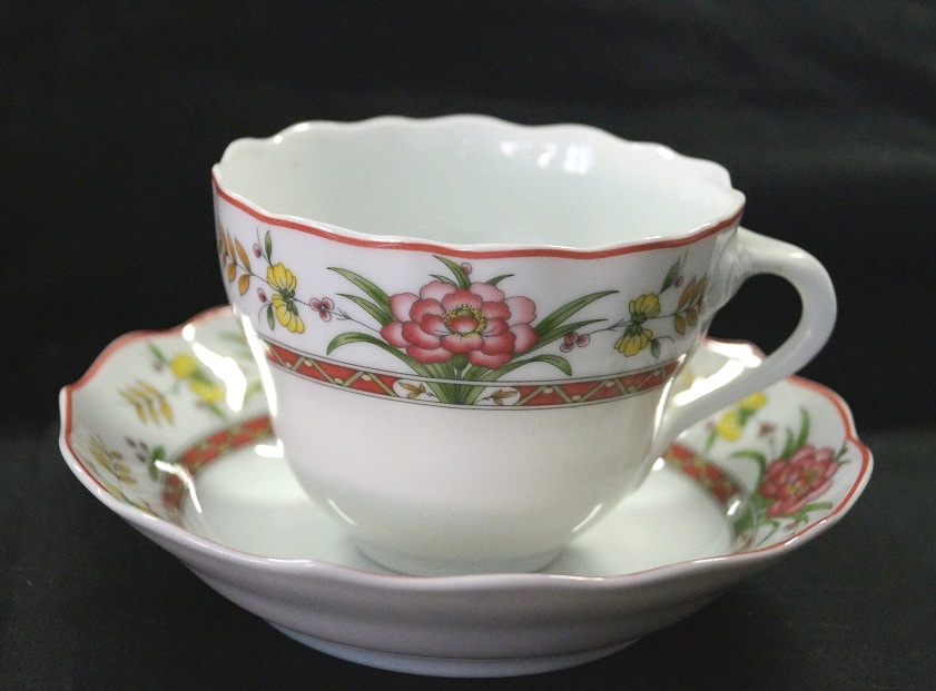 Hutschenreuther Maria Theresia Carmino: Kaffeetasse 2-tlg. 0,23 ltr. - UT = 14 cm