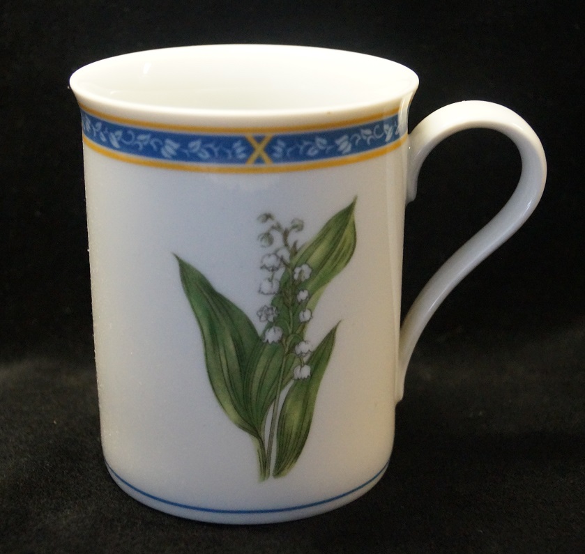 Hutschenreuther Maria Theresia Frühlingsboten: Becher mit Henkel 0,30 ltr. - Maiglöckchen Hutschenreuther Maria Theresia Frühlingsboten: Becher mit Henkel 0,30 ltr. - Maiglöckchen