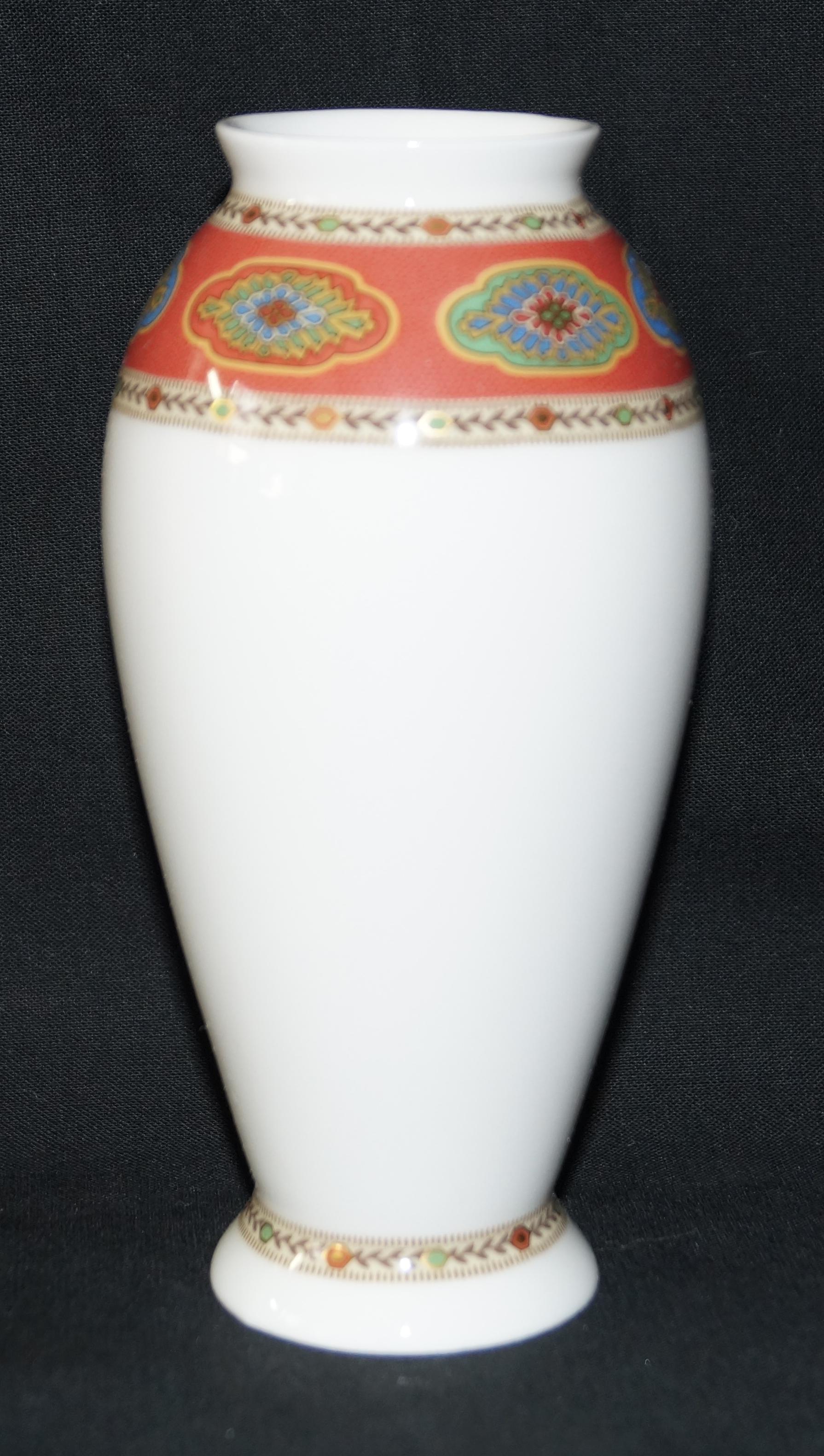 Rosenthal Nina Campbell Belgravia: Vase Ø oben = 7 cm, H = 15 cm