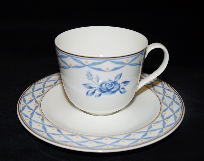 Hutschenreuther Cocorde Blue Romance: Kaffeetasse 2-tlg. 0,21 ltr., UT = 15 cm