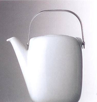 Rosenthal Minikännchen uni - weiss: Suomi H= 8,5 cm Timo Sarpaneva Rosenthal Minikännchen uni - weiss: Suomi H= 8,5 cm Timo Sarpaneva