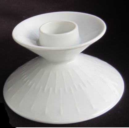 Hutschenreuther Apart Weiss - Weiß: Kerzenleuchter nieder 4,5 cm Hutschenreuther Apart Weiss - Weiß: Kerzenleuchter nieder 4,5 cm