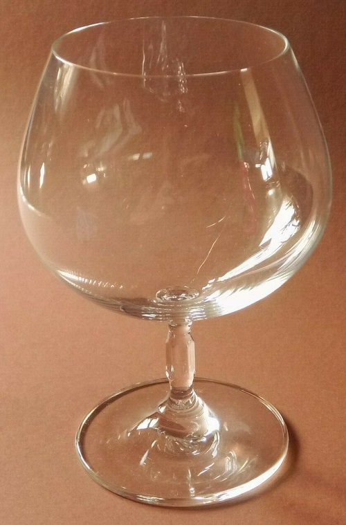 Rosenthal Chiara glatt: Cognac-Schwenker H = 15,2 cm Durchmesser= 7,3 cm Rosenthal Chiara glatt: Cognac-Schwenker H = 15,2 cm Durchmesser= 7,3 cm