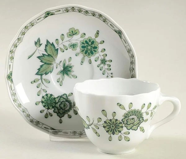 Hutschenreuther Maria Theresia Schloßgarten - Schlossgarten: Kaffeetasse 2-tlg. / 0,23 ltr. Hutschenreuther Maria Theresia Schloßgarten - Schlossgarten: Kaffeetasse 2-tlg. / 0,23 ltr.