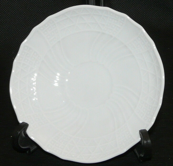 Hutschenreuther Dresden Weiss - Weiß: Mokka/Espresso-Untertasse 11 cm Hutschenreuther Dresden Weiss - Weiß: Mokka/Espresso-Untertasse 11 cm