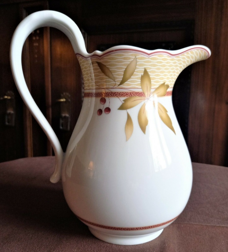 Hutschenreuther Medley New England: Krug groß 1 ltr. - Höhe: 17 cm Höhe an Griff: 20 cm Hutschenreuther Medley New England: Krug groß 1 ltr. - Höhe: 17 cm Höhe an Griff: 20 cm