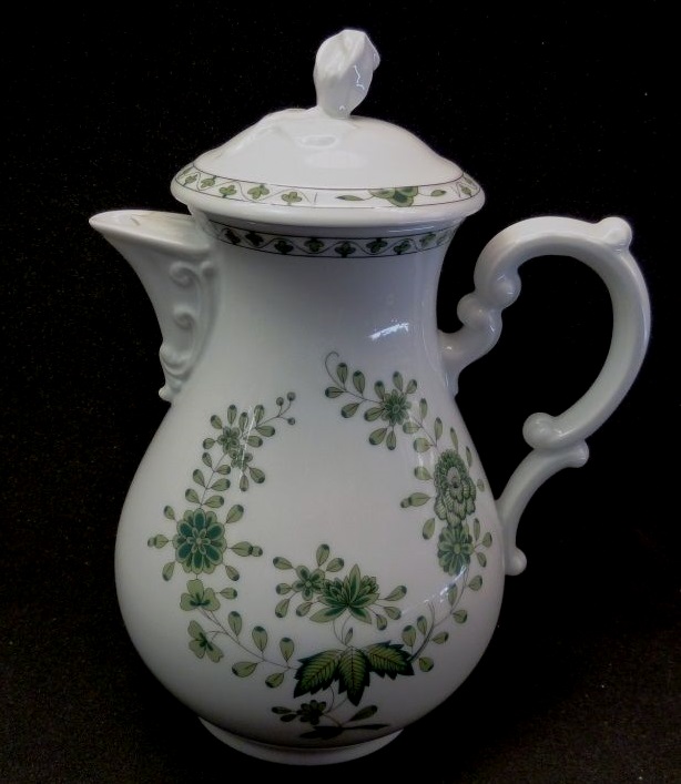 Hutschenreuther Maria Theresia Schlossgarten - Schlossgarten: Kaffeekanne f. 6 Pers. Hutschenreuther Maria Theresia Schlossgarten - Schlossgarten: Kaffeekanne f. 6 Pers.