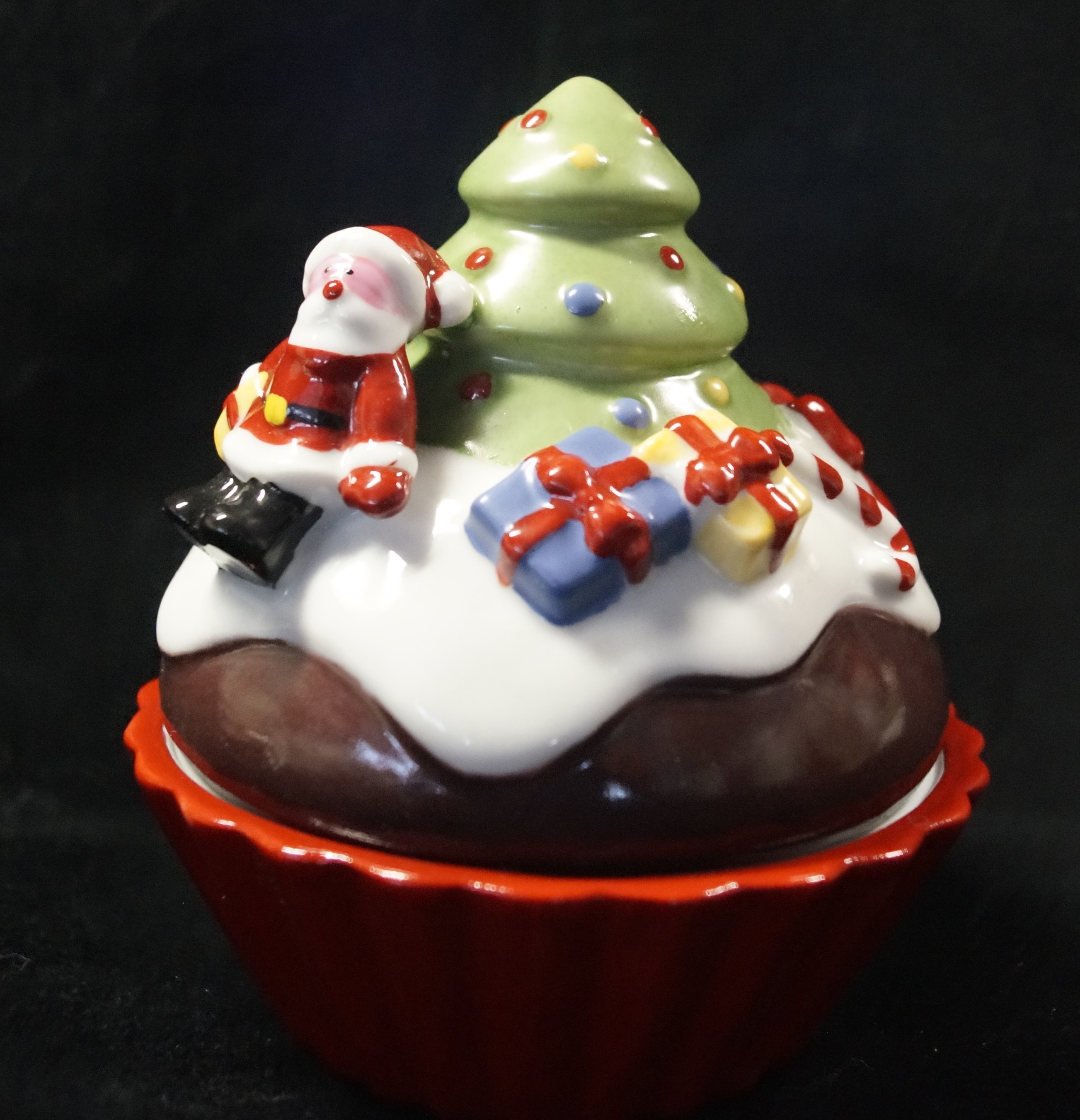 Hutschenreuther Sammelserie Candyland 2013: Spieluhr Melodie ""Here comes Santa Claus"